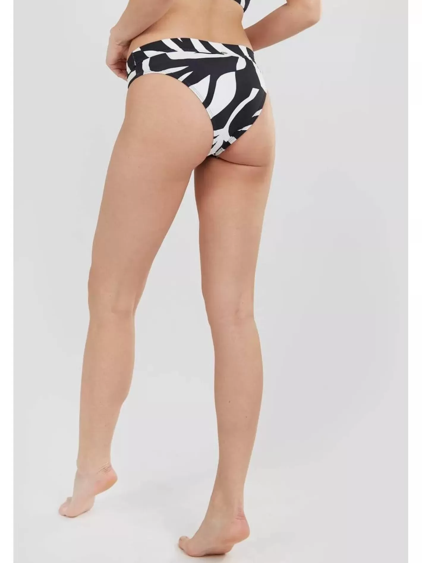 Bikinis^Fundango Sahara Mid Waist Full Bottoms Black